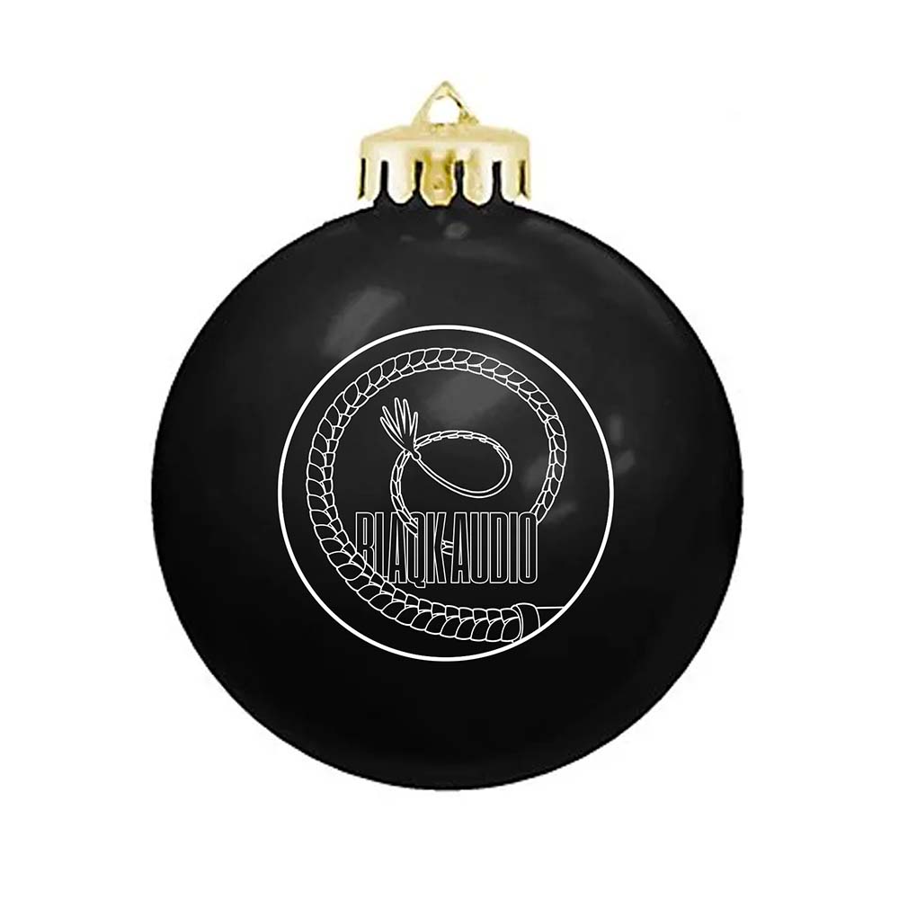 TROP D'AMOUR Ornament